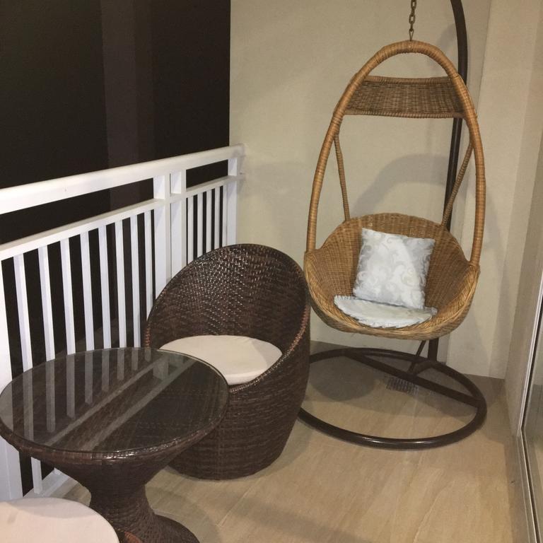 Pico de Loro Beach Condo Nasugbu Exterior foto
